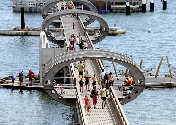 Hotel Vier Linden 3*