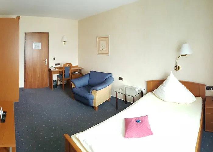 Hotel Vier Linden 3*